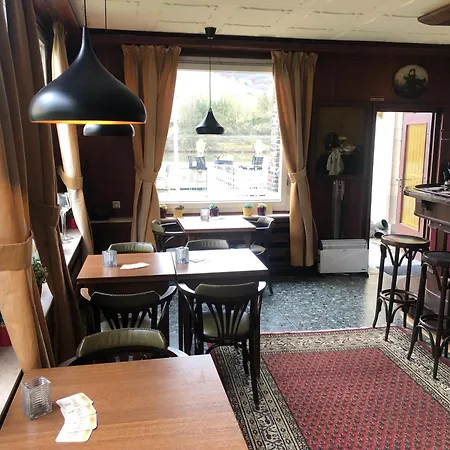 B&B Cornely 트라이스카르덴