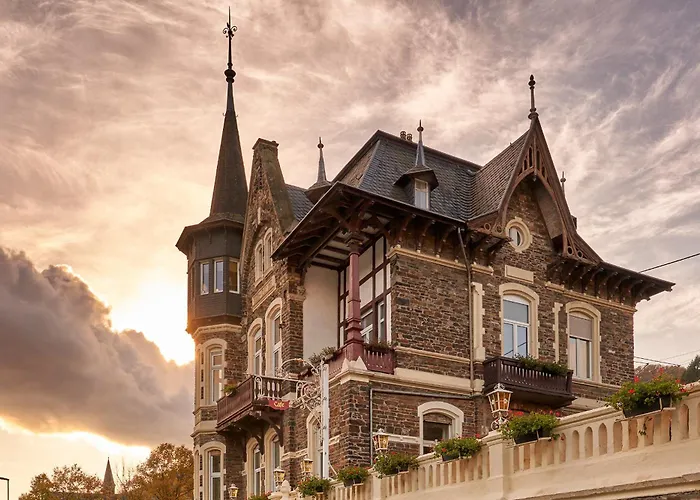 Alojamento de Acomodação e Pequeno-almoço Cornely 3*